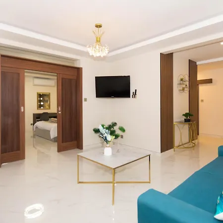 Luxury Seaside Eastlynn Flat Ghadira, * מליאהה